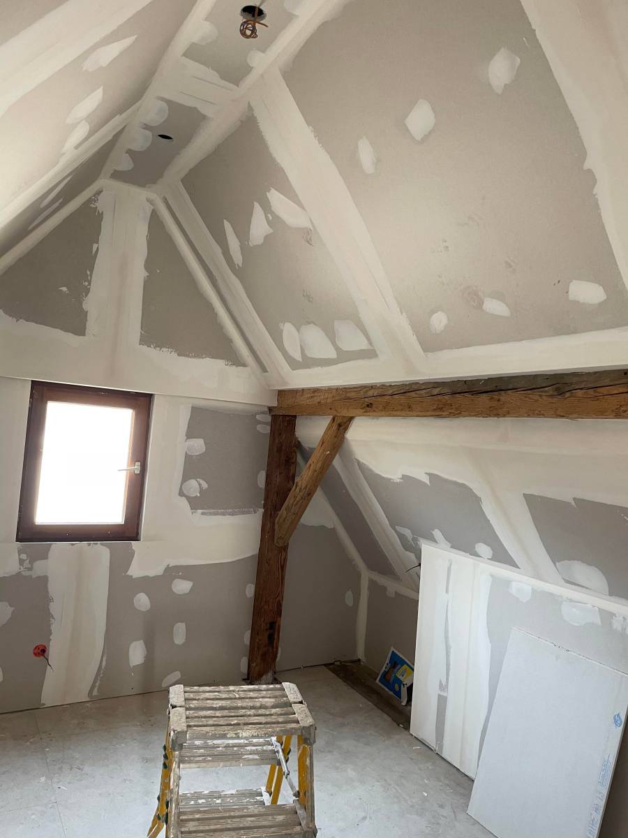 Travaux d’isolation des murs et de plâtrerie dans la périphérie de Strasbourg