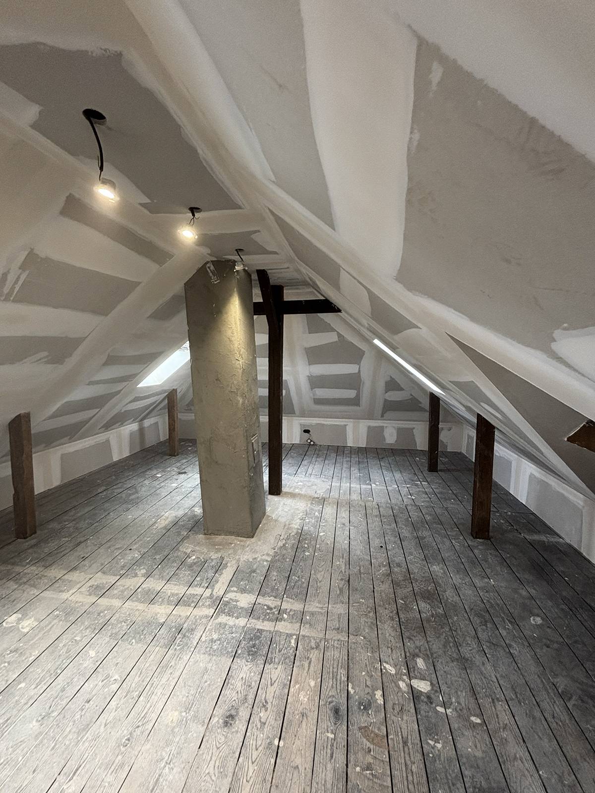 Isolation des combles et aménagement intérieur avec artisan Qualibat RGE pour économies d’énergie, à Schnersheim, Kochersberg, Bas-Rhin, Strasbourg