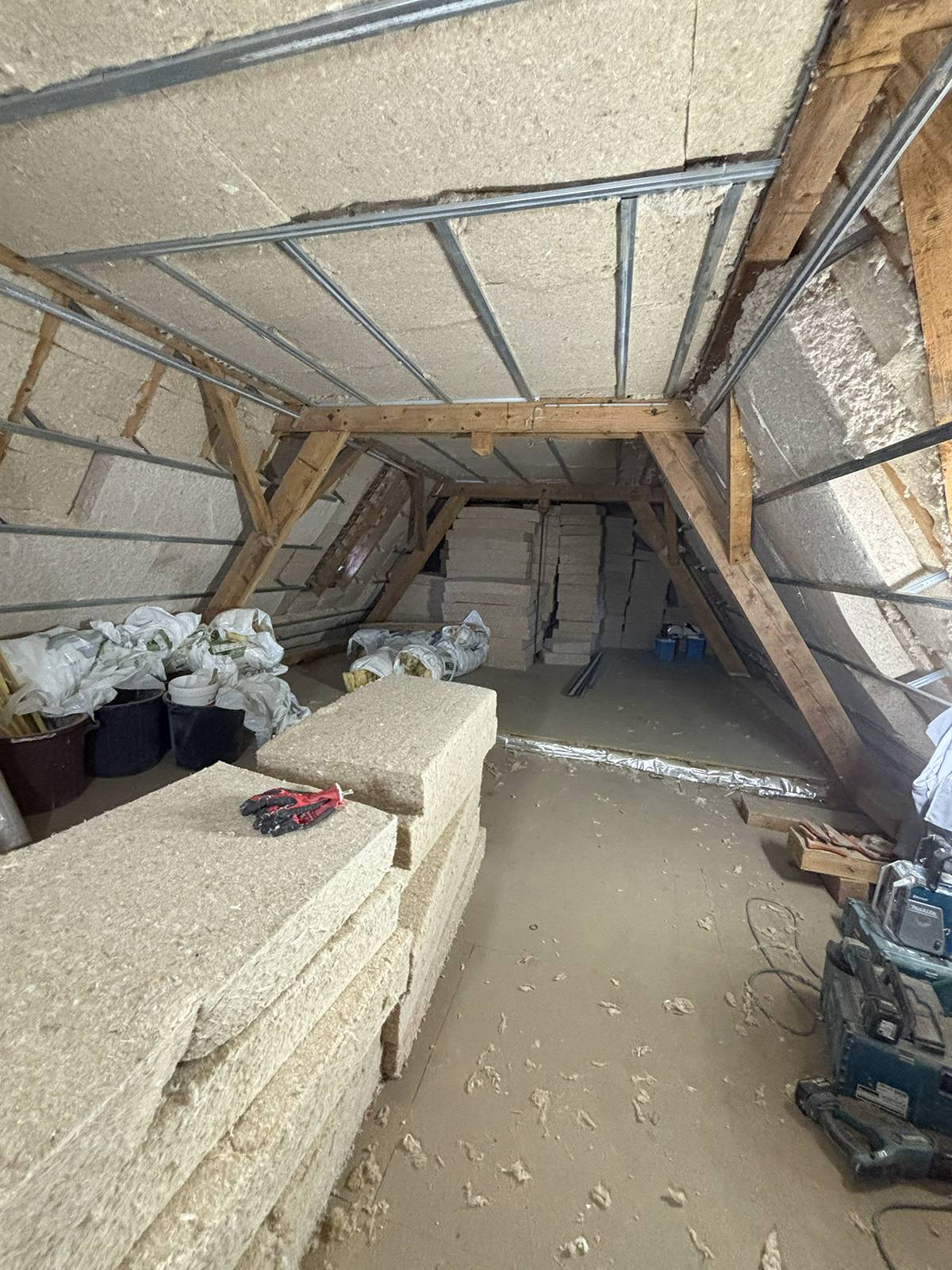 Aides rénovation énergétique avec artisan Qualibat RGE pour isolation et aménagement de combles à Strasbourg, Molsheim, Saverne, Bas-Rhin