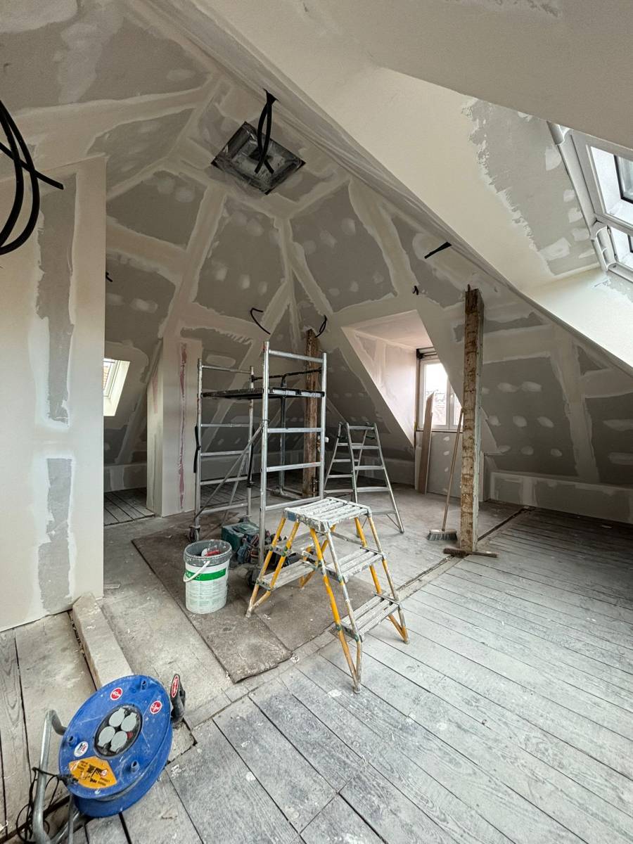 Plâtrerie et isolation des murs en rénovation