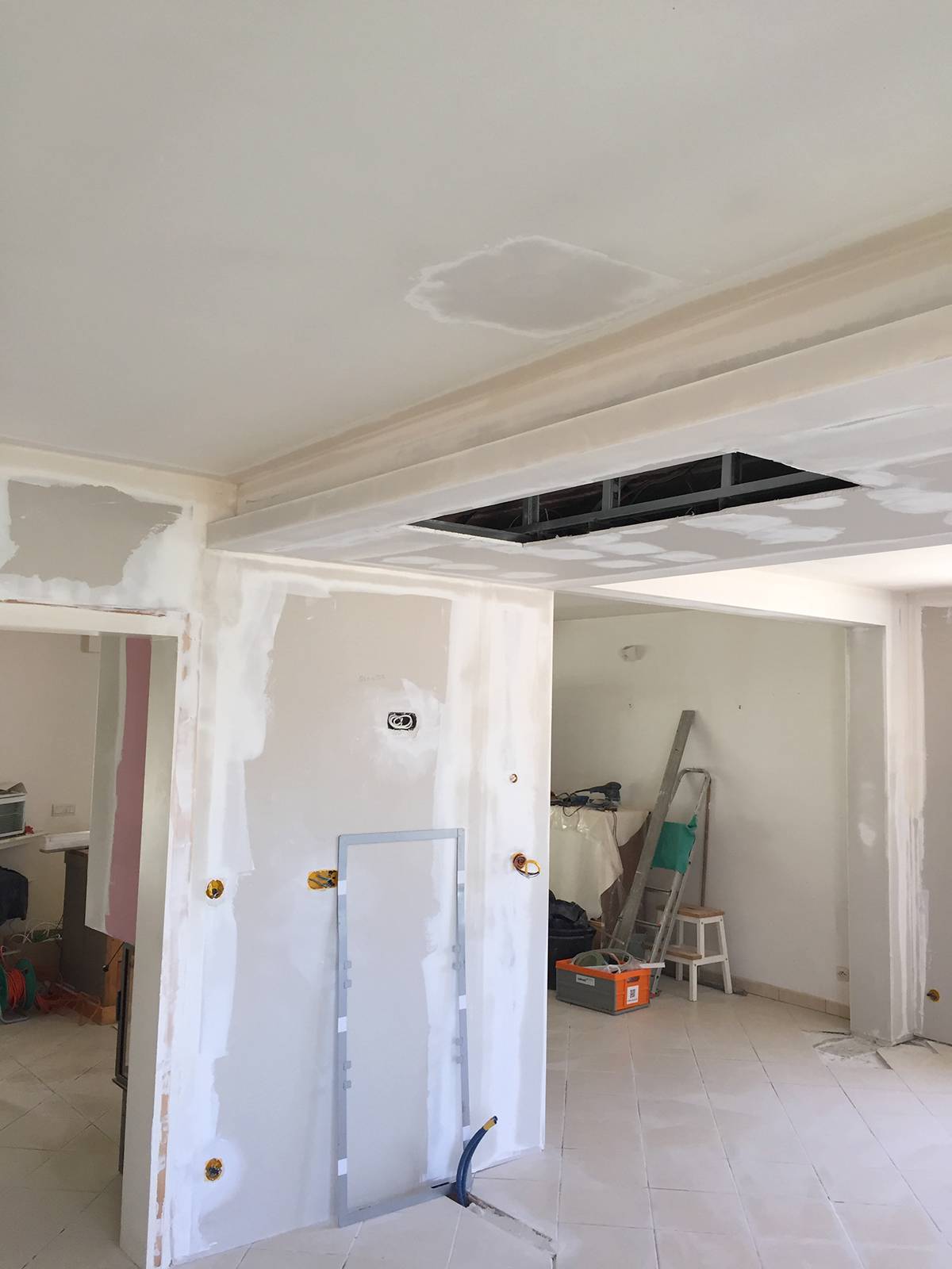 Réalisation d'un faux plafond décoratif à Marmoutier proche de Strasbourg