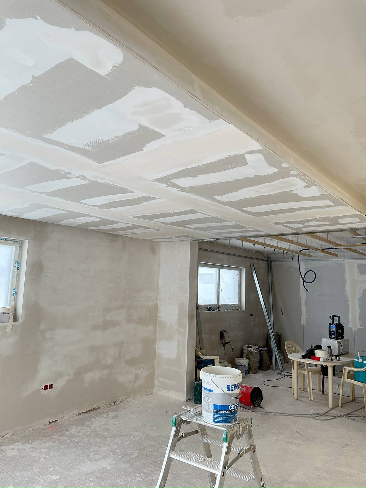 Installation de faux plafond par un artisan plâtrier près de Wasselonne
