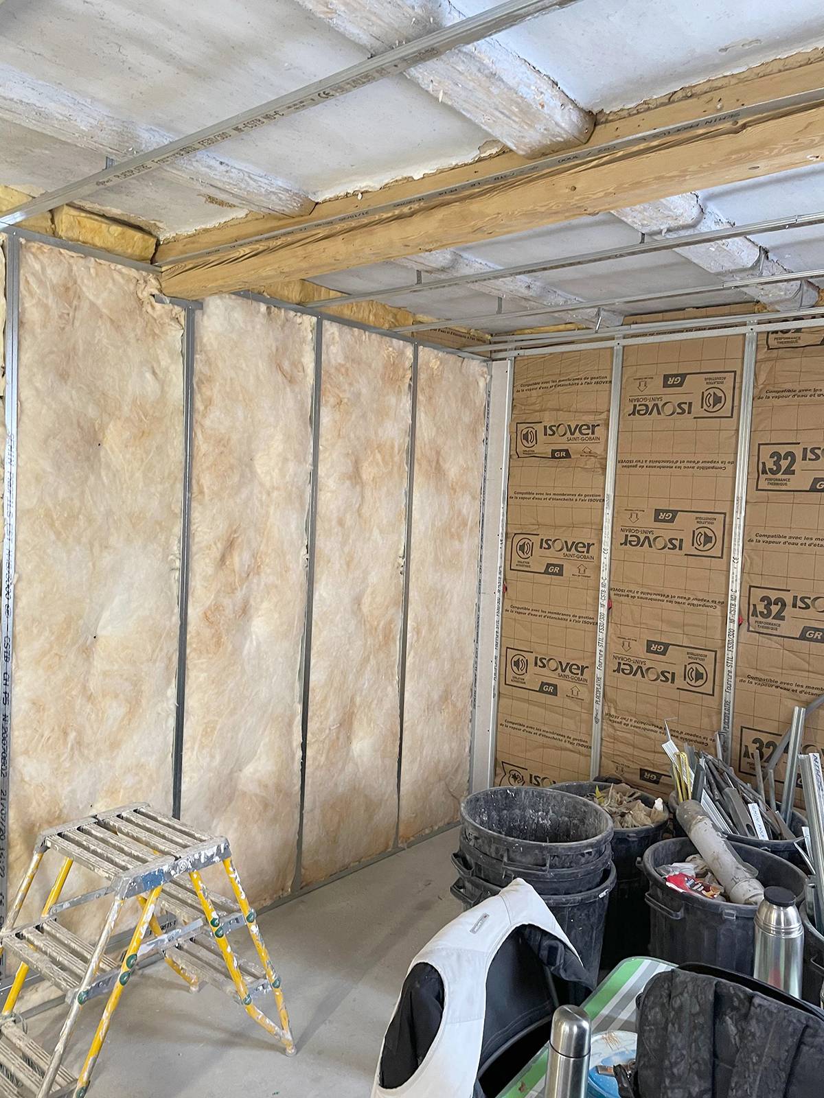 Isoler les murs d'un appartement par l'intérieur à Strasbourg et sa région