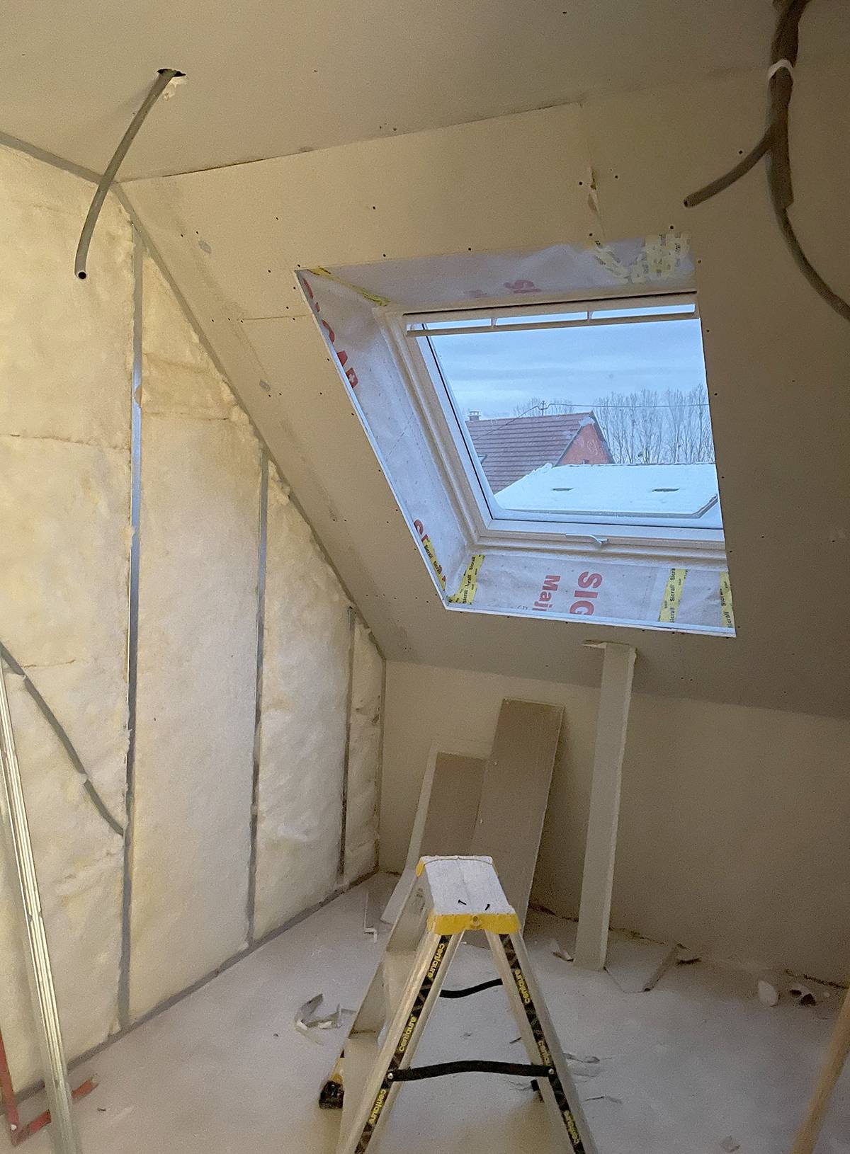 Isolation des murs et plâtrerie dans une maison près de Saverne