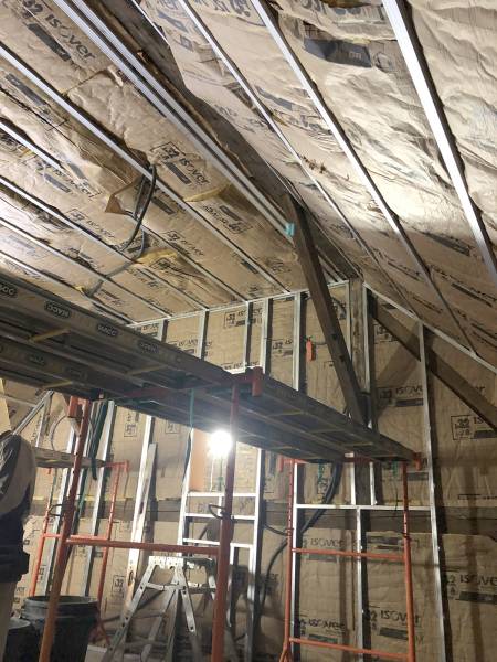 Aménagement et isolation de combles dans une grange en rénovation à Saverne